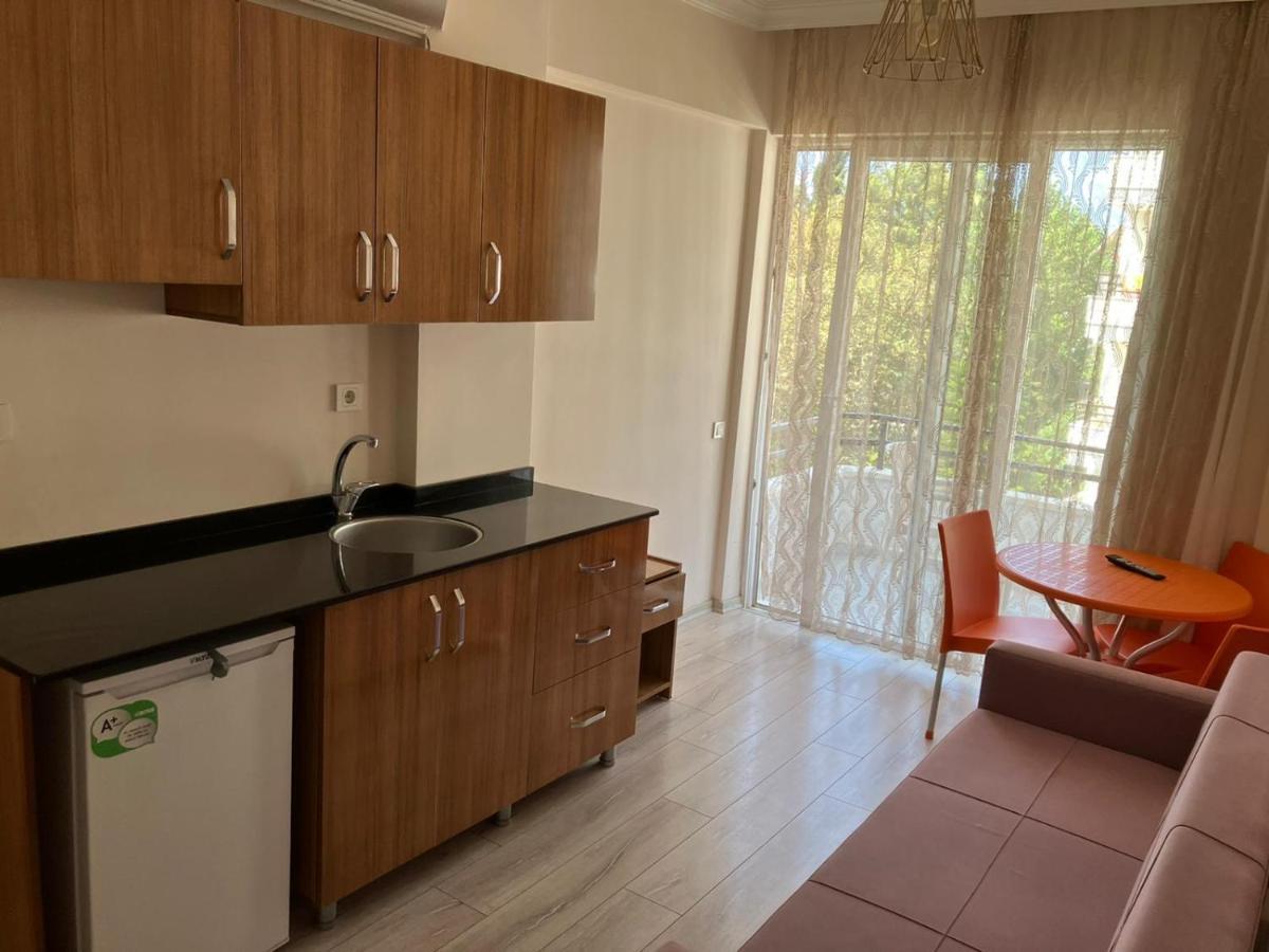 Christina Apart Otel Alanya Exterior photo